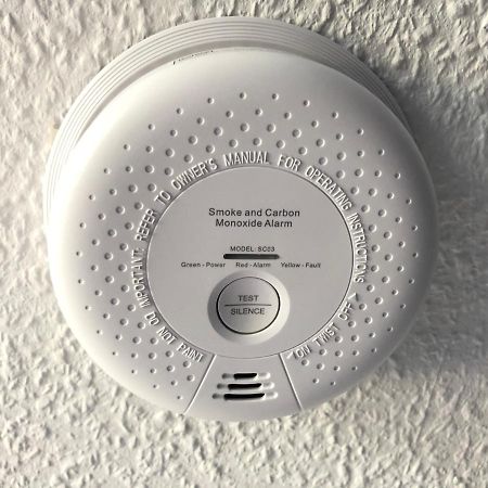 Cottbus-Apartments - Red Apartment I Privat I Wifi I Kueche I Balkon Esterno foto