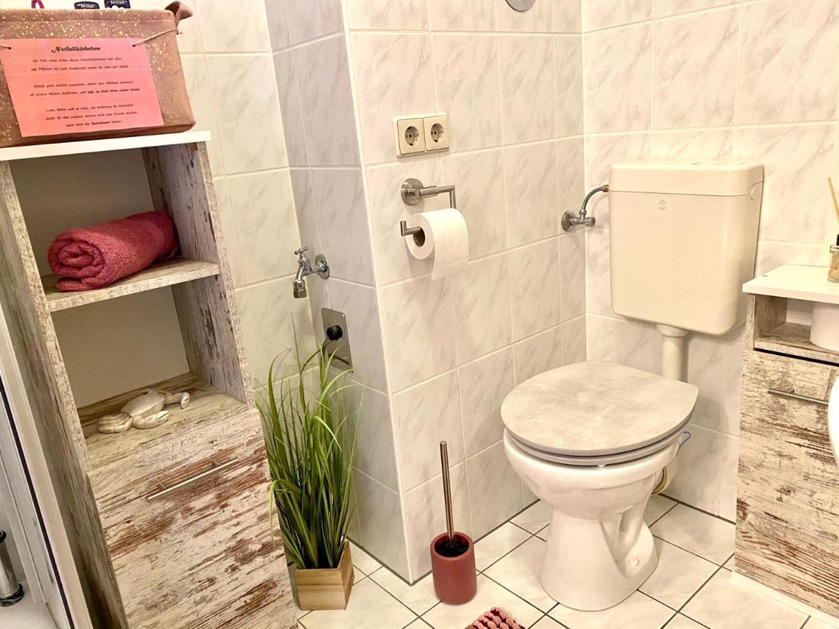 Cottbus-Apartments - Red Apartment I Privat I Wifi I Kueche I Balkon Esterno foto